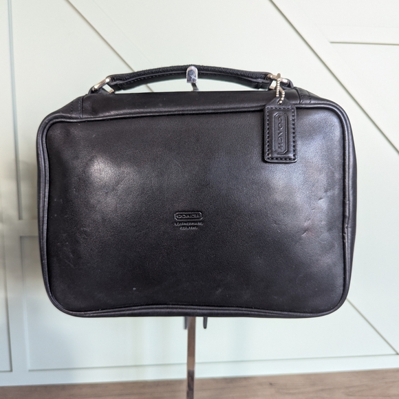 Coach Handbags - vintage Coach 5417 black leather toiletry or cosmetic bag